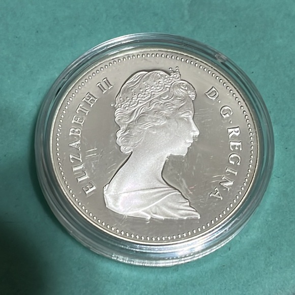 Toronto Silver Dollar in Original Packaging and COA Proof - Picture 2 of 4